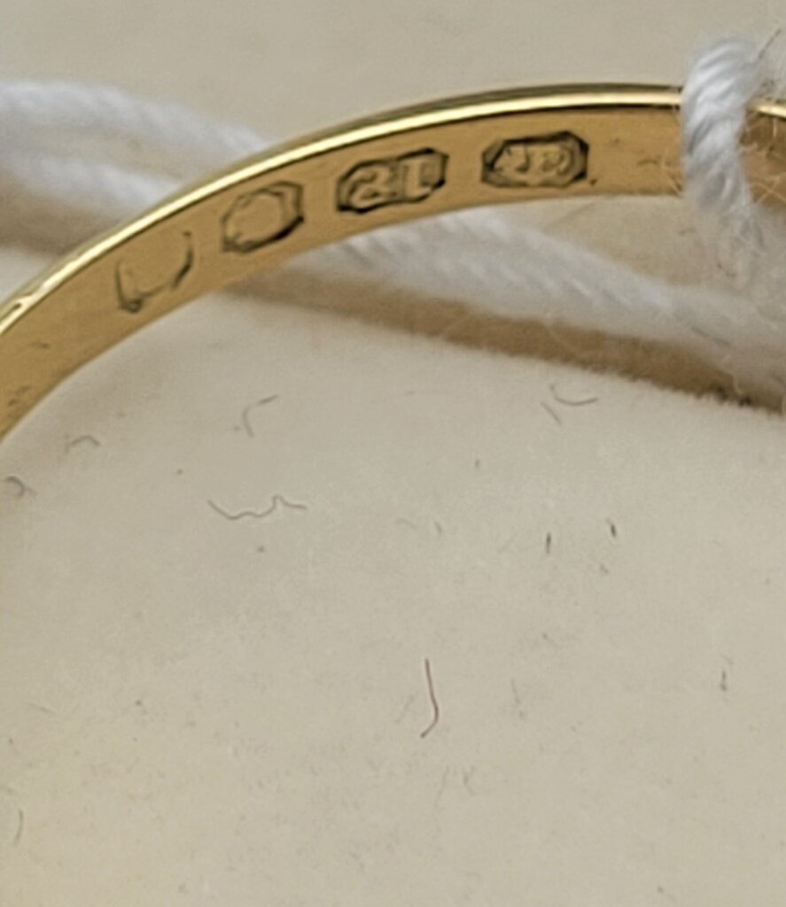 Antique 18k Diamond Ring - #10590 (VT)