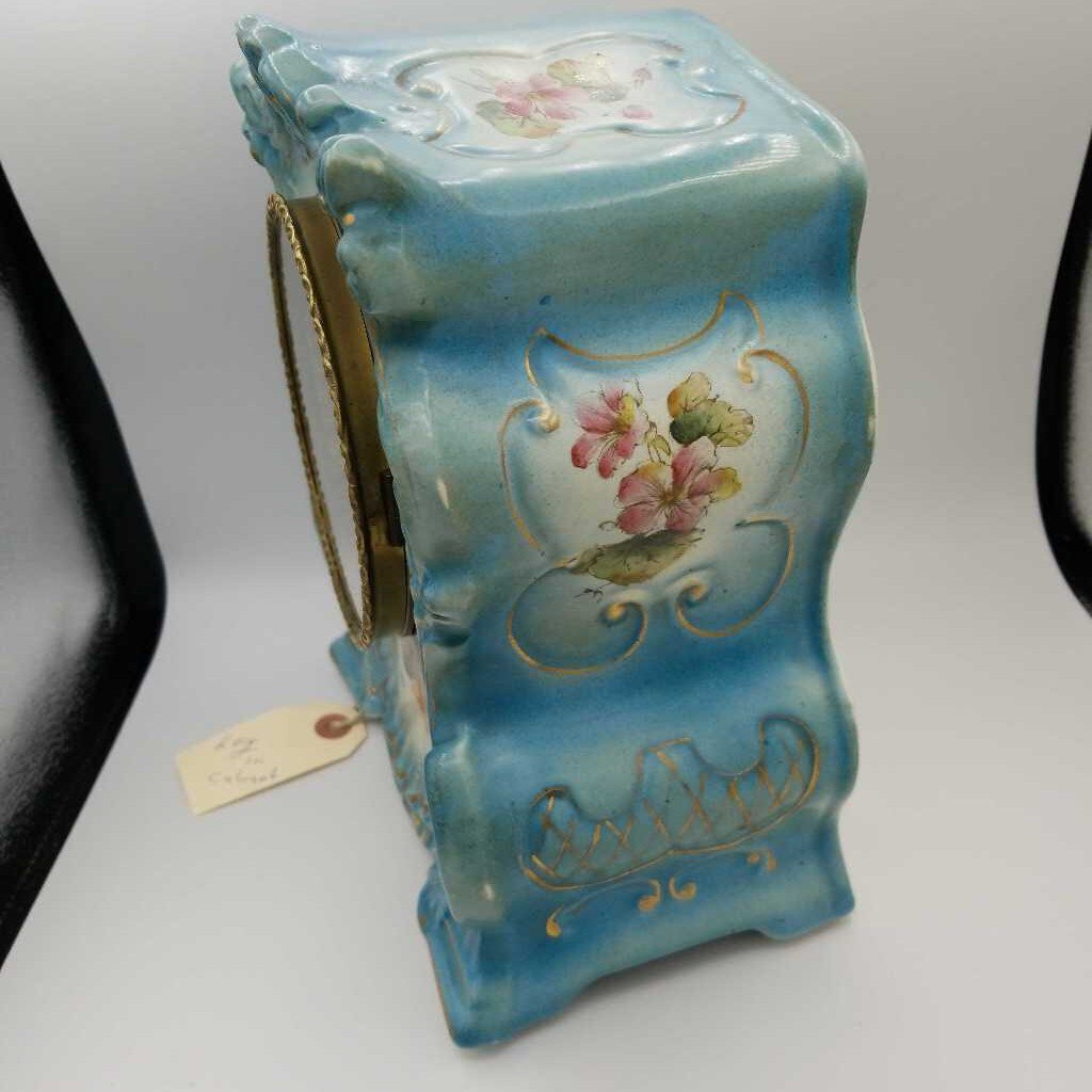 Gilbert Porcelain Clock 1129 (DS)