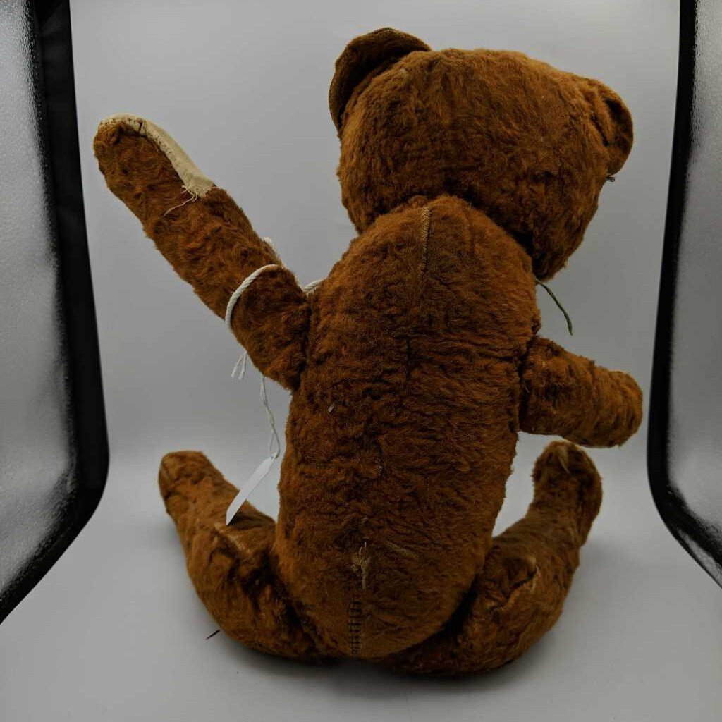 Antique Humpback Bear (M2)