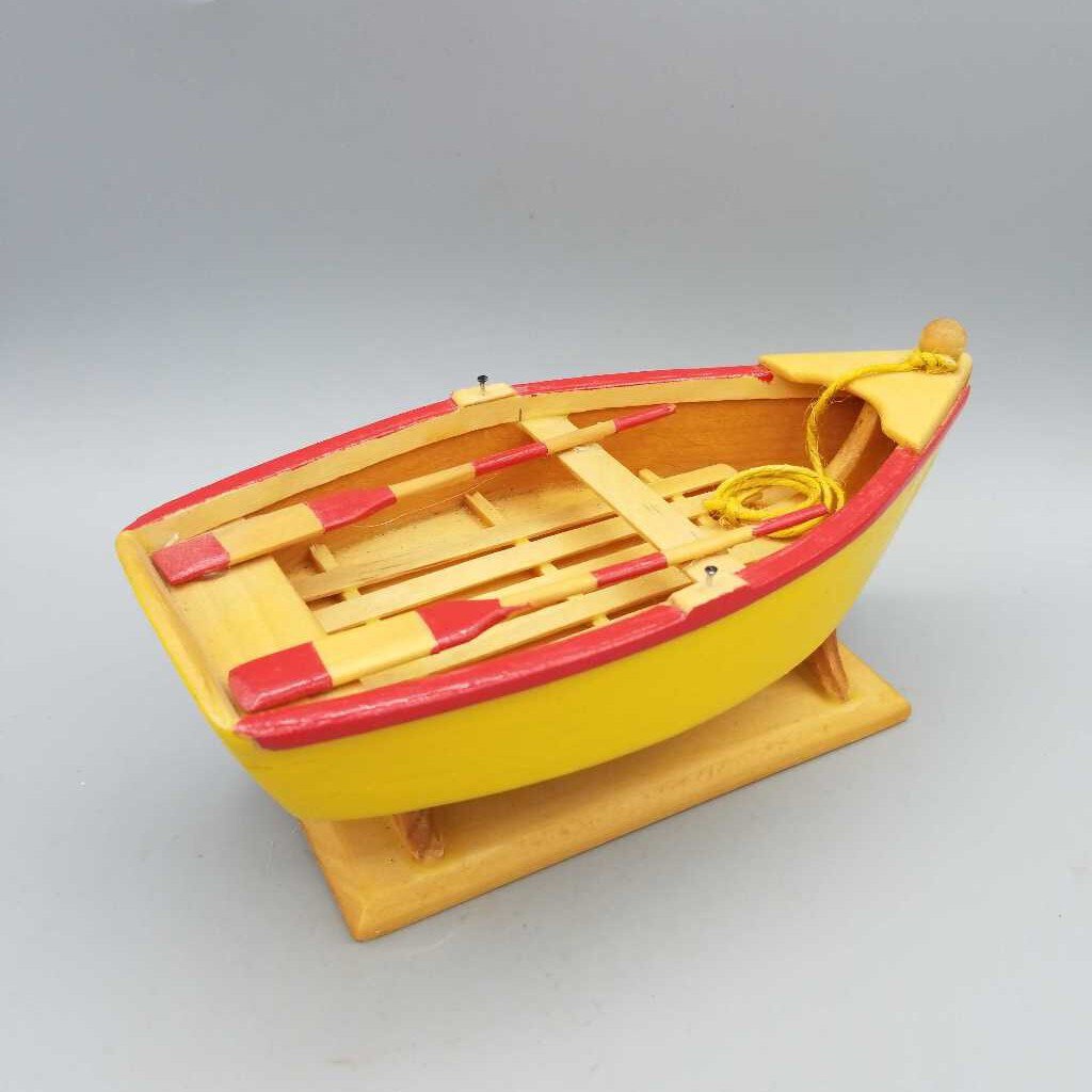 Hand Made New Brunswick Boat by "Carlos Vicente" (jl)