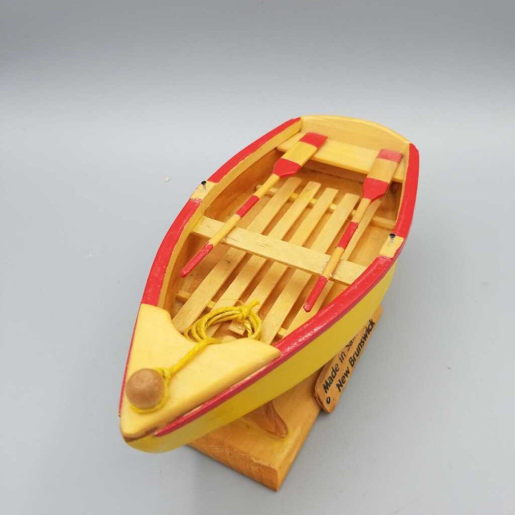 Hand Made New Brunswick Boat by "Carlos Vicente" (jl)