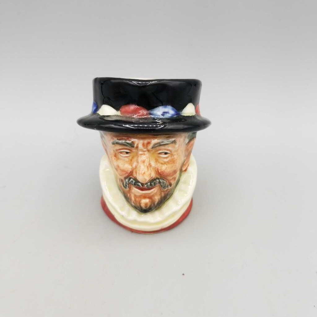 Royal Doulton Small Toby Mug (JL)