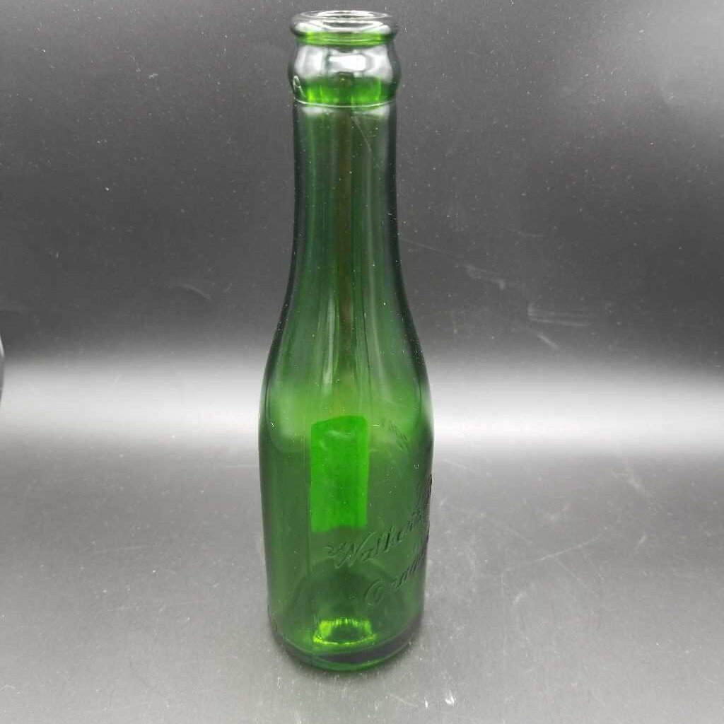 Walker's Beverages Soda / Pop bottle (JEF)