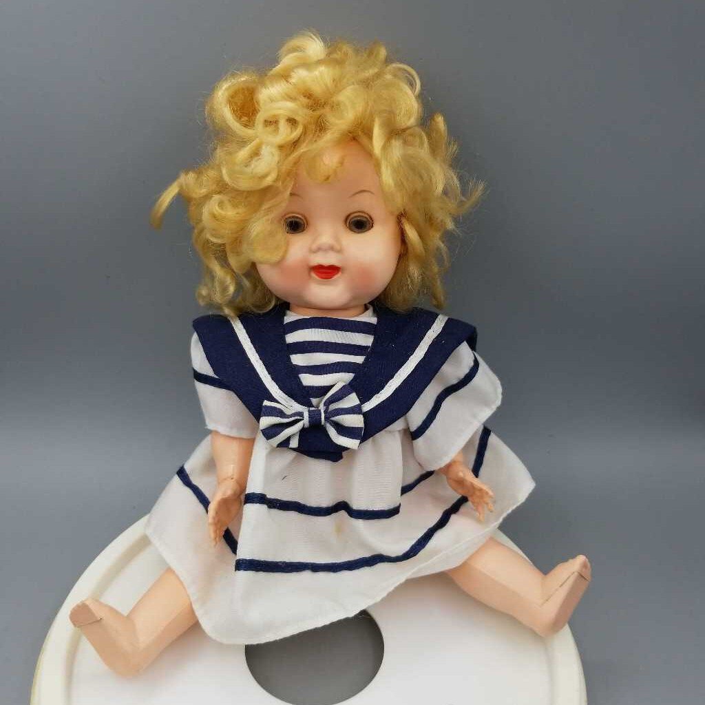 Shirley Temple Doll (Made In England) w/Dome Cover (M451) (Lind)