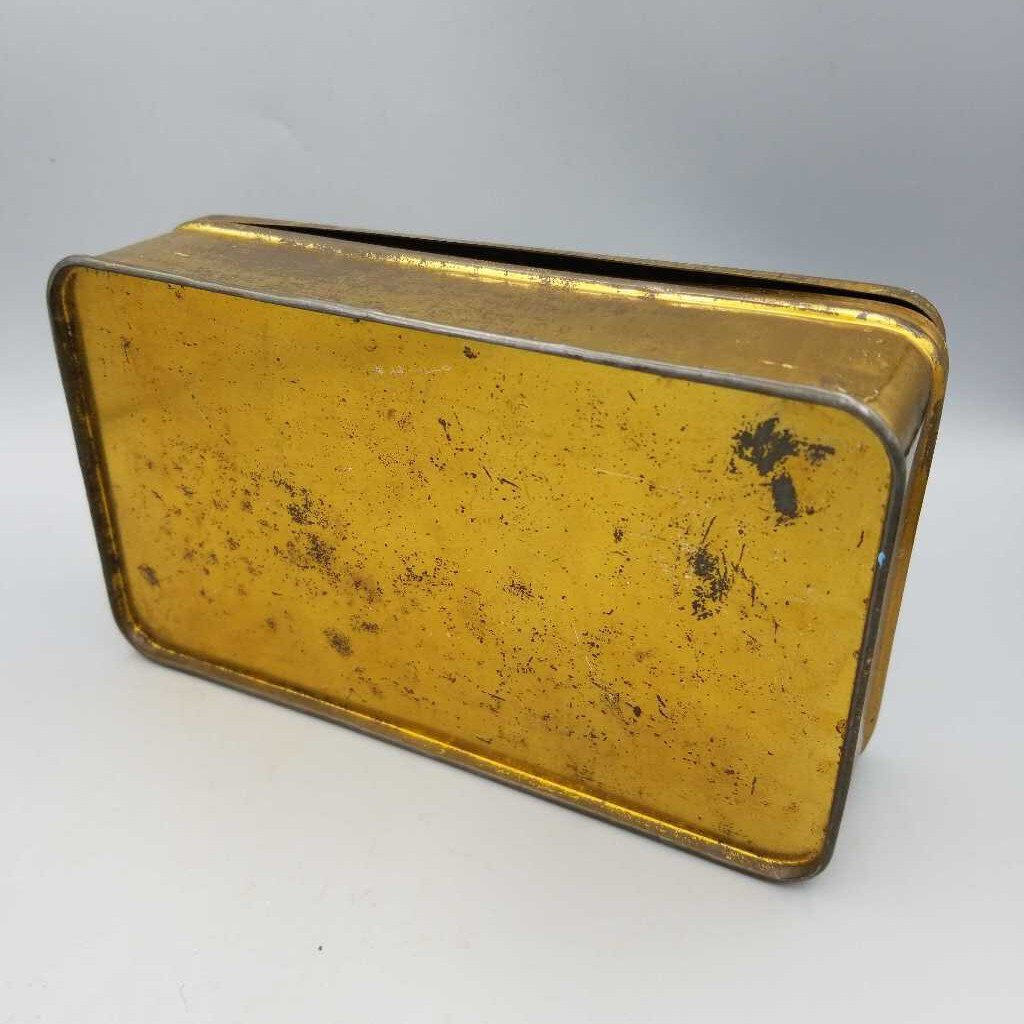 Gallaher' s Honey Dew Tobacco Tin (TRE)