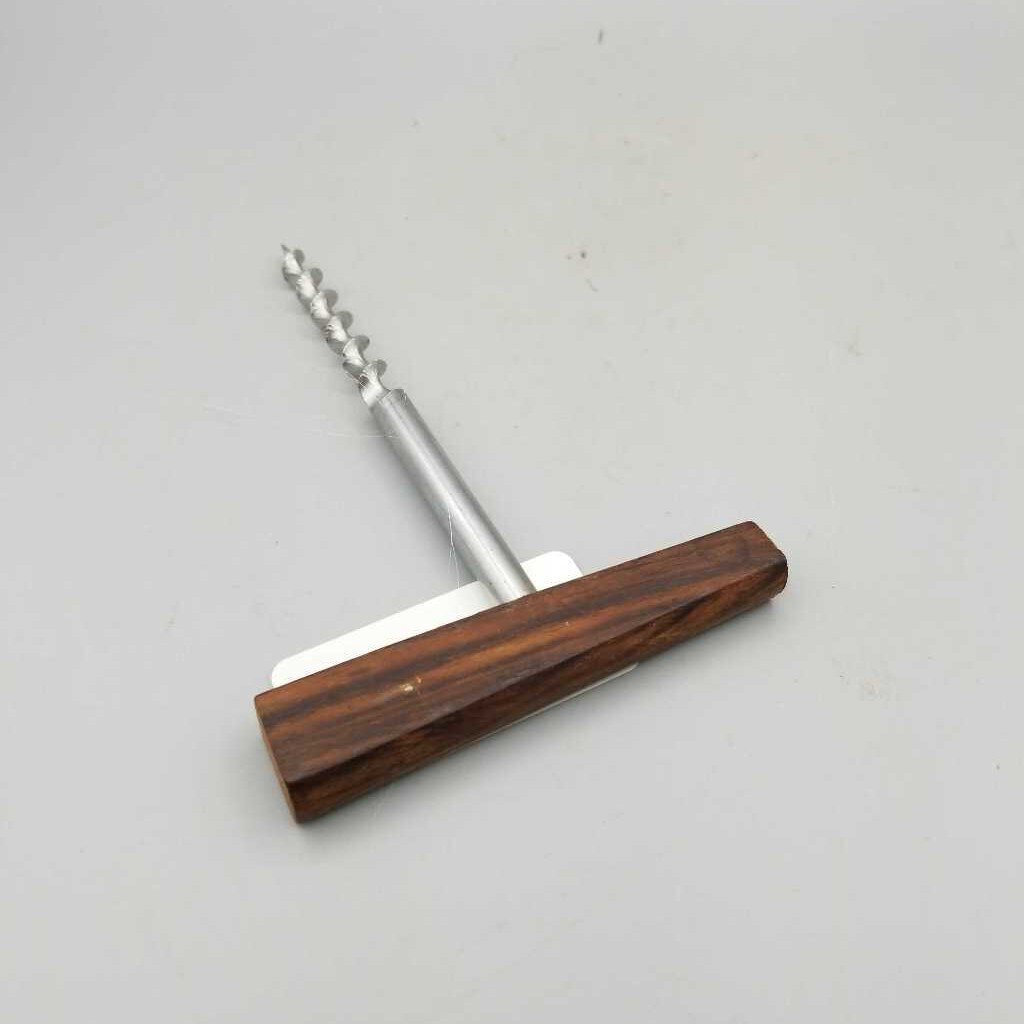 Wooden Handle Cork screw (JAS)