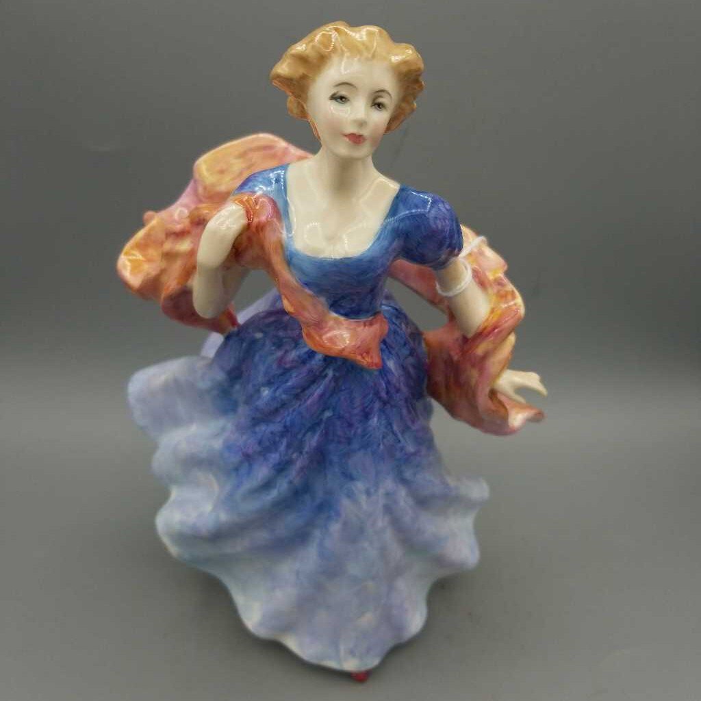 Royal Doulton "Morning Breeze " (DMG) 7299