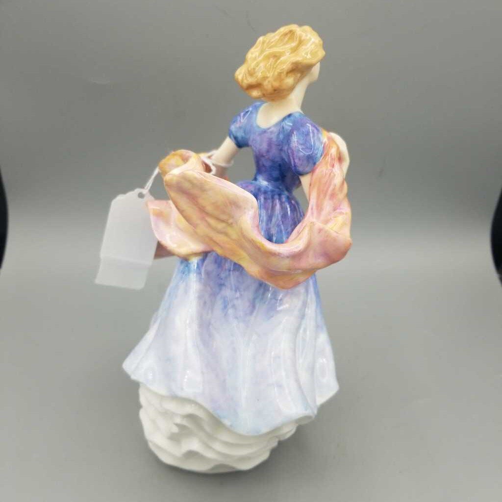 Royal Doulton "Morning Breeze " (DMG) 7299