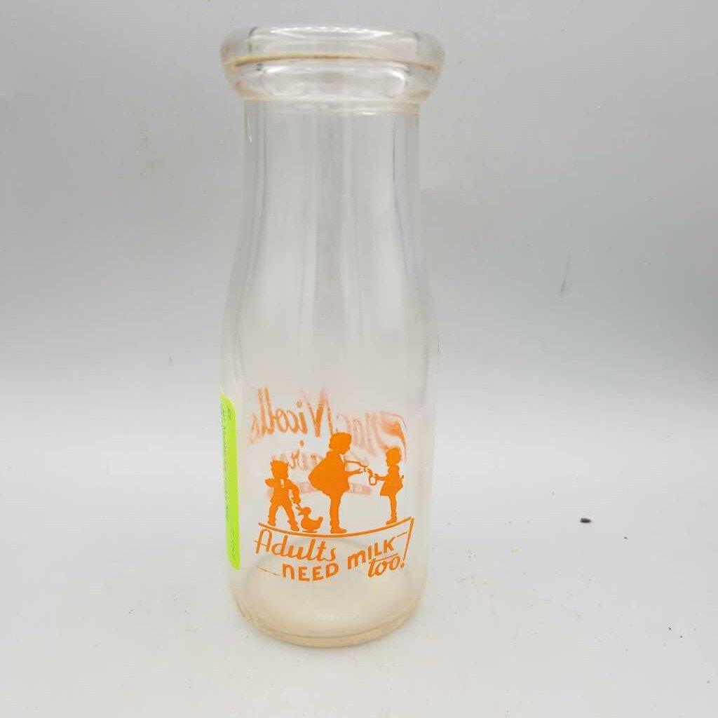 MacNicolls Dairy Milk bottle (Jef)