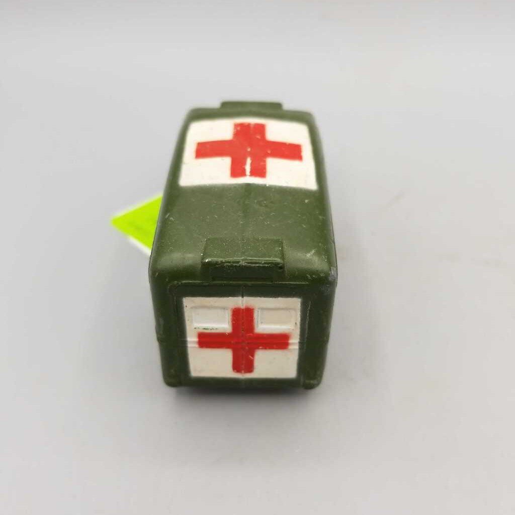 Dinky Daimler Ambulance (JL)