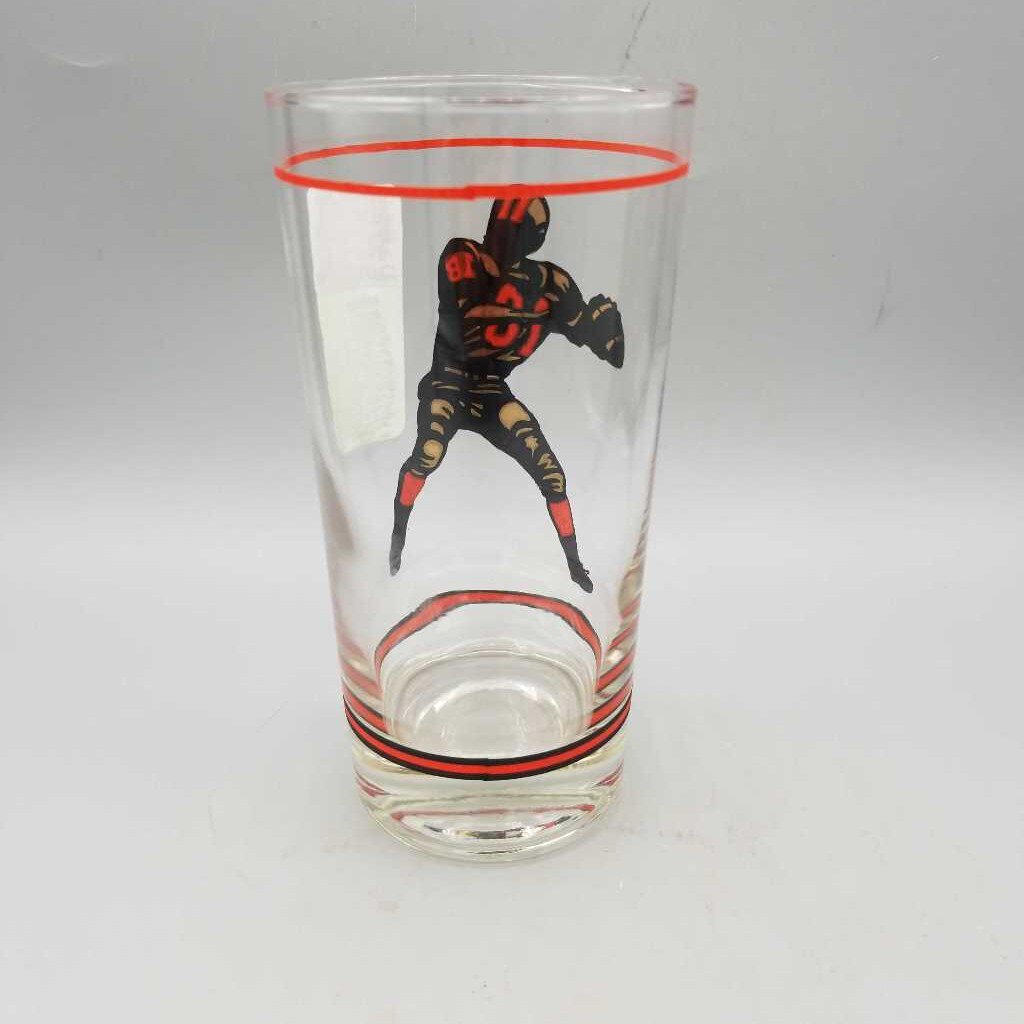 Vintage 1960's Football Quarter back Glass (JH49)