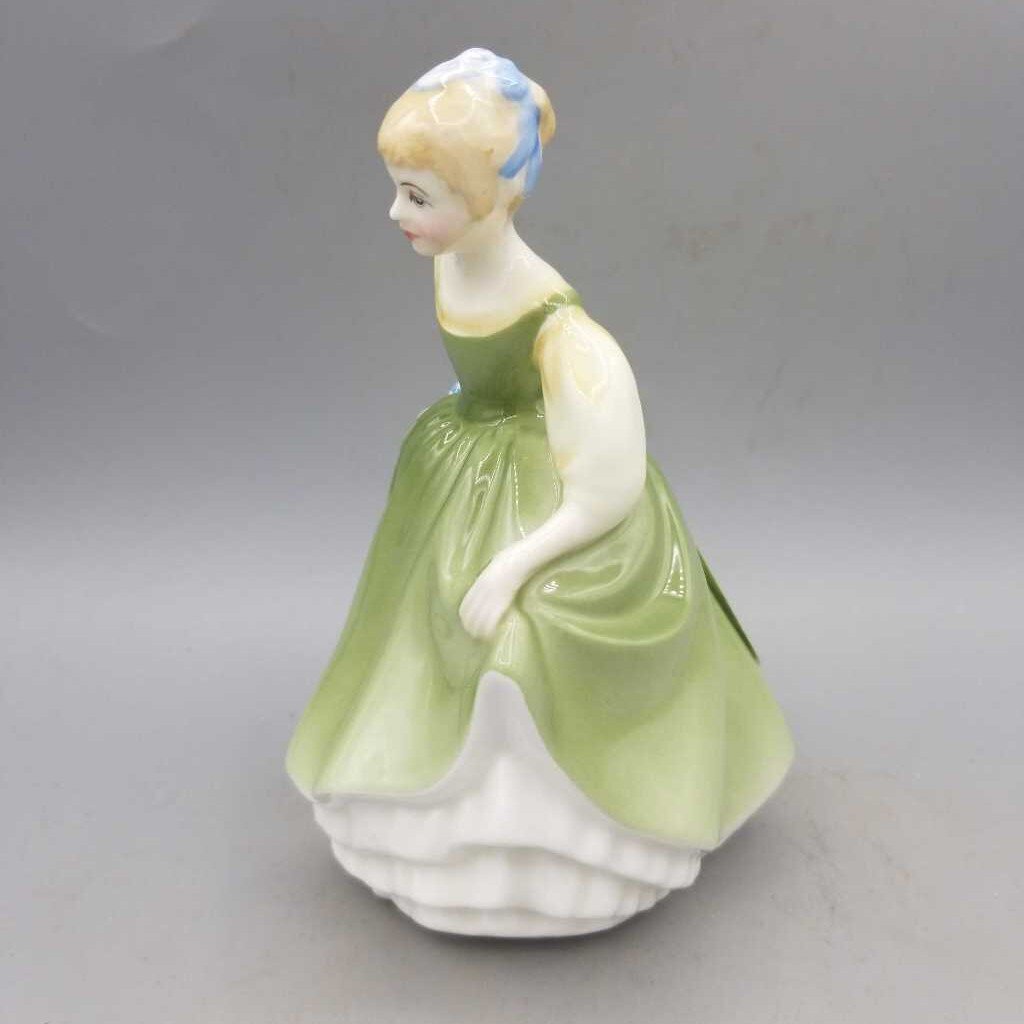 Royal Doulton "Fair Maiden" (YVO) (209)