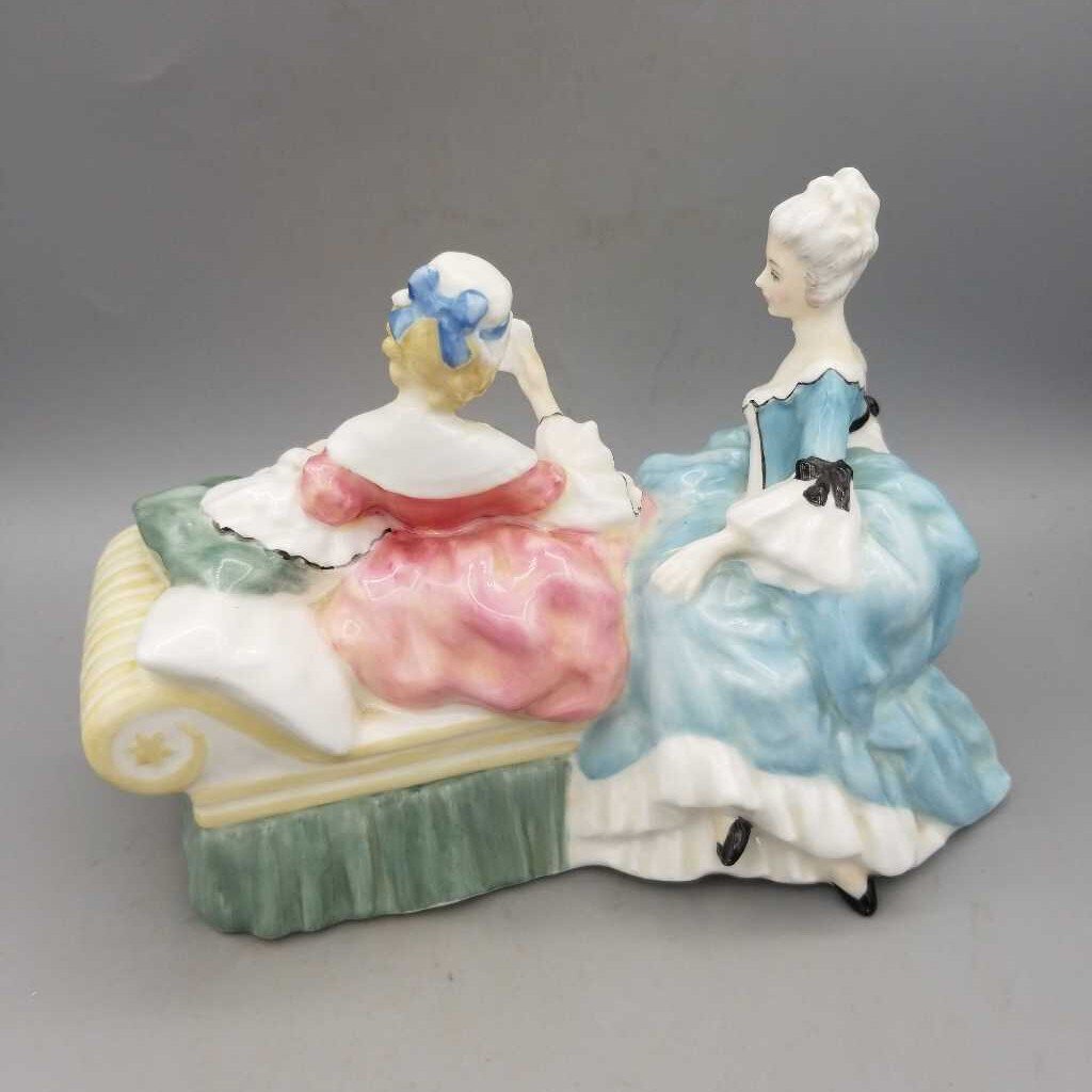 Royal Doulton HN 2147 The Love Letter 1957 (GEC)