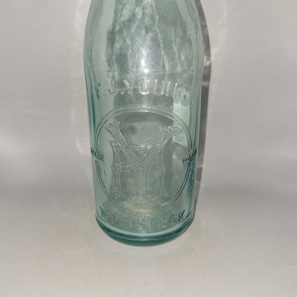 F. J . Young Woodstock Ontario Bottle (DR)