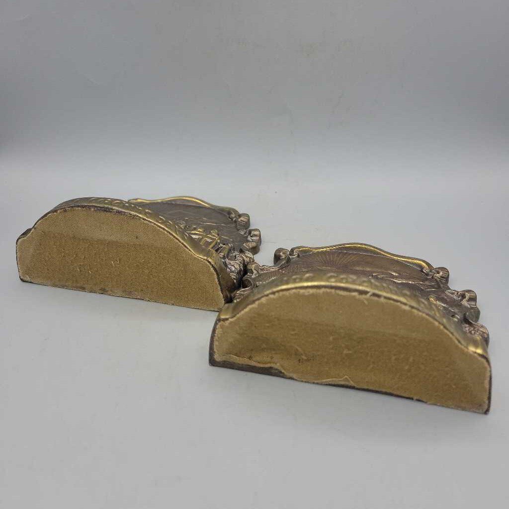 Brass Stagecoach Bookends (COL #0634)