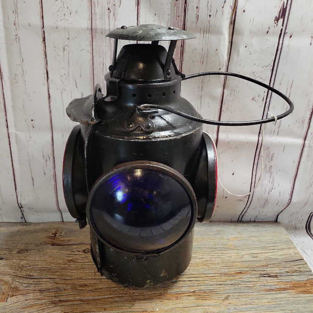 Canadian National Railway Lantern (M2)