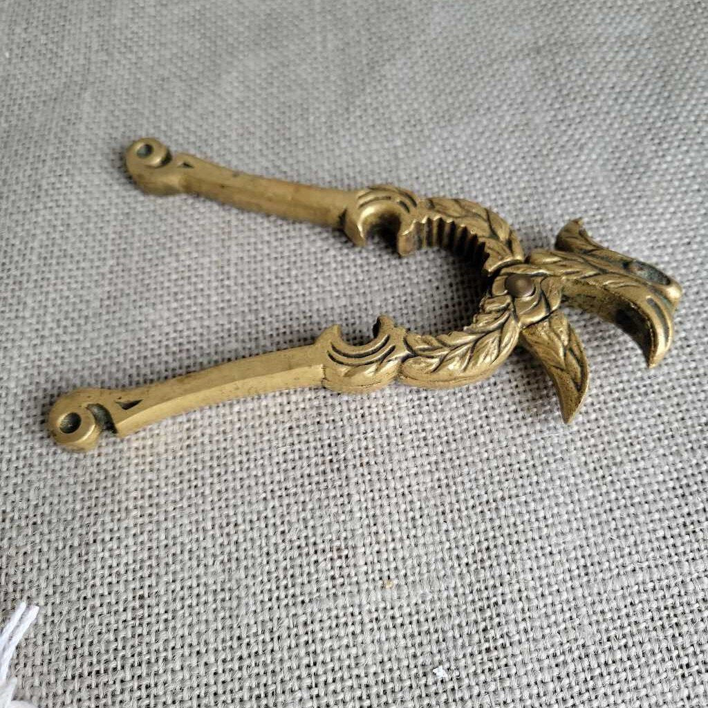 Eagle Nut cracker (COL #0931)