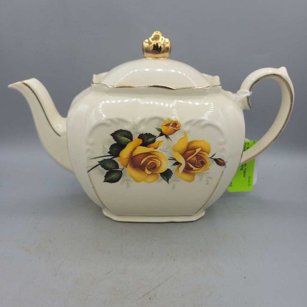 Sadler Teapot, Yellow Roses 1769