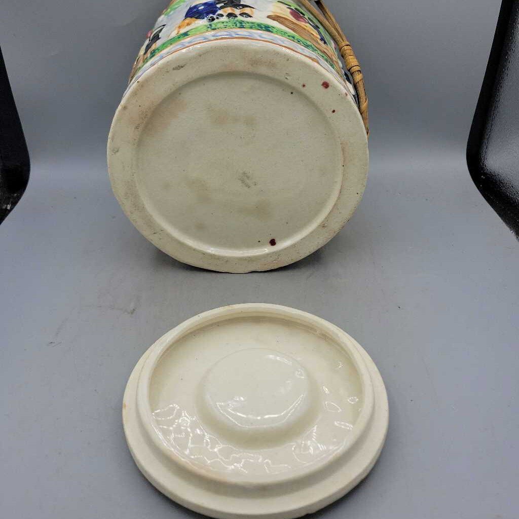 Vintage Biscuit Barrel (NUR) 428
