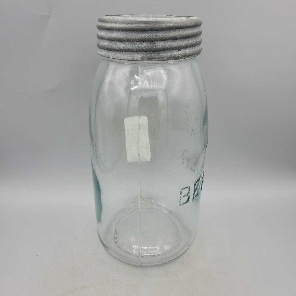 Beaver quart Jar Blue tint Weak Mold (JAS)