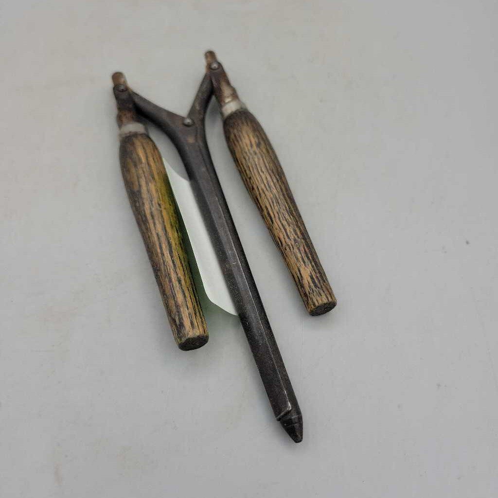 Antique Curling Iron Folding Handles (JAS)