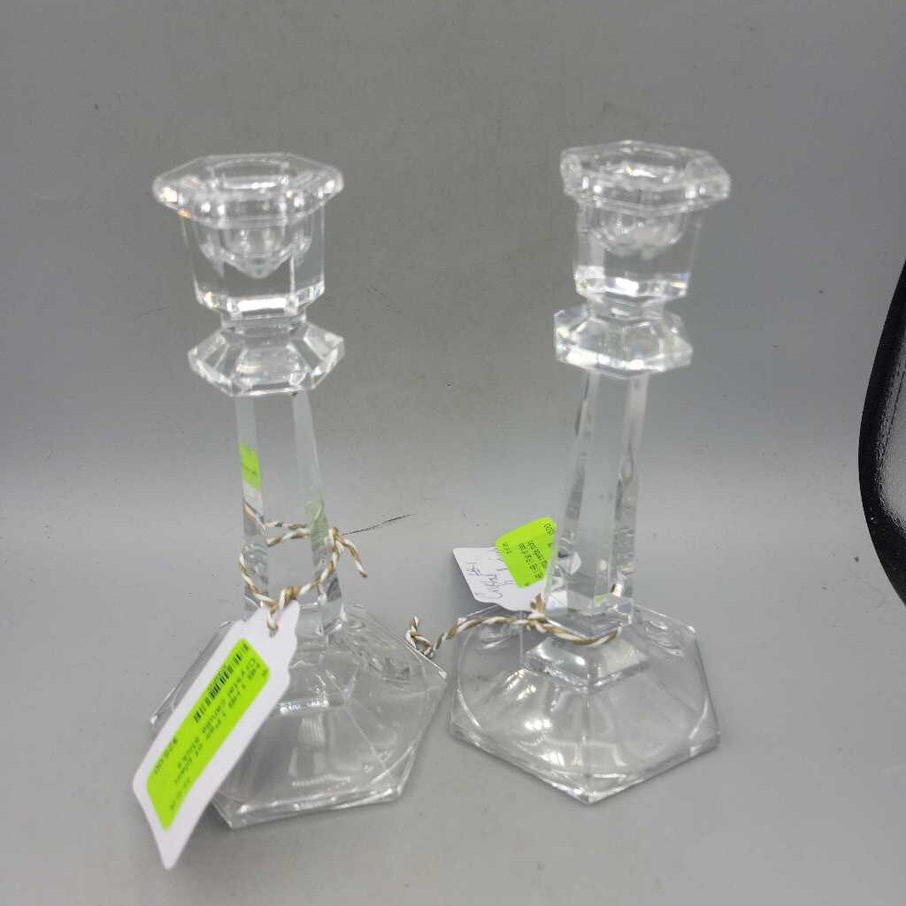 HB 1 Pair of plain Crystal candle sticks