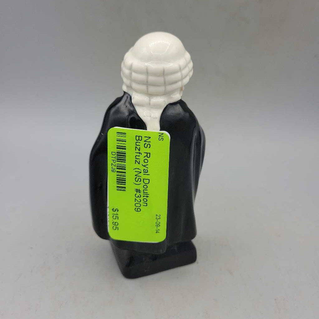 Royal Doulton Buzfuz (NS) #3209
