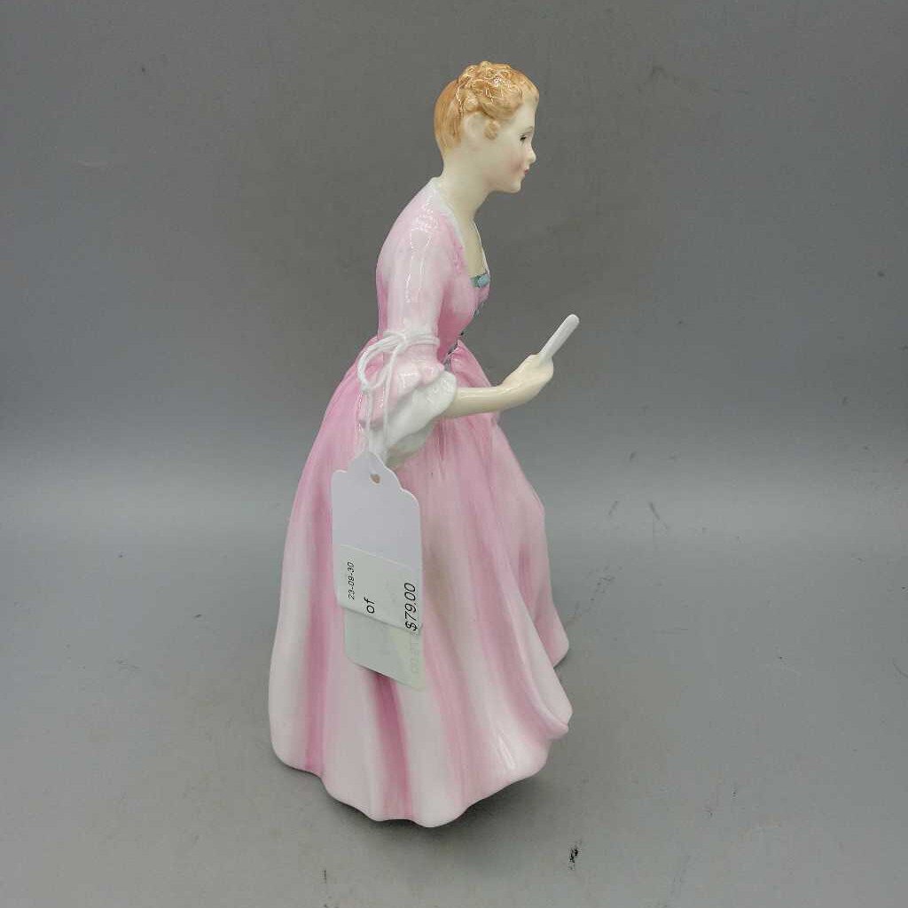 Royal Doulton A Hostess of Williamsburg HN#2209 (NS) 3224