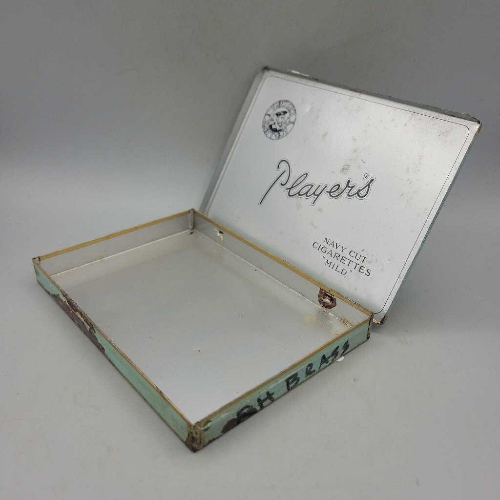 Player's Cigarette Flat 50 Tin (YVO) 311