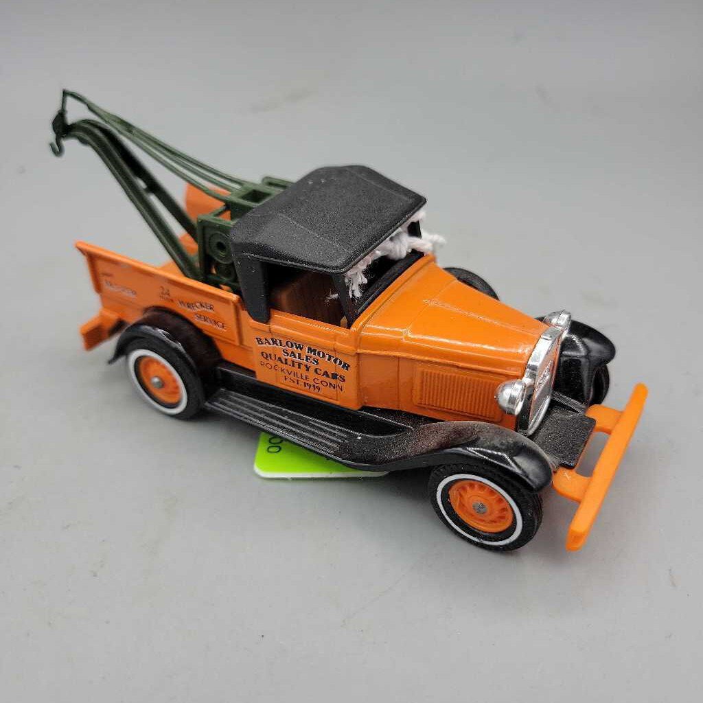 Matchbox 1984 Model A Tow Truck (NS) 3242 Matchbox 1984 Model A Tow Truck (NS) 3242