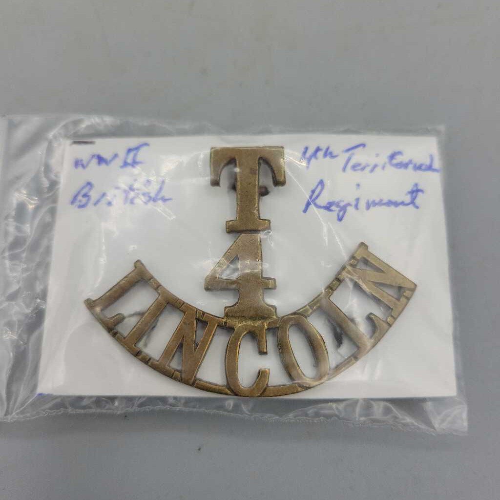 WW2 British Lincoln 4th Territorial Regiment Shoulder Title (JL)