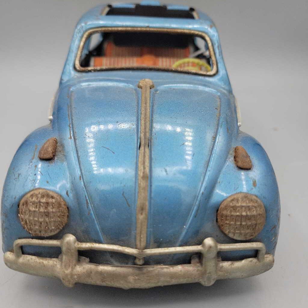 Tin Volkswagen Beetle Made in Japan (DR)