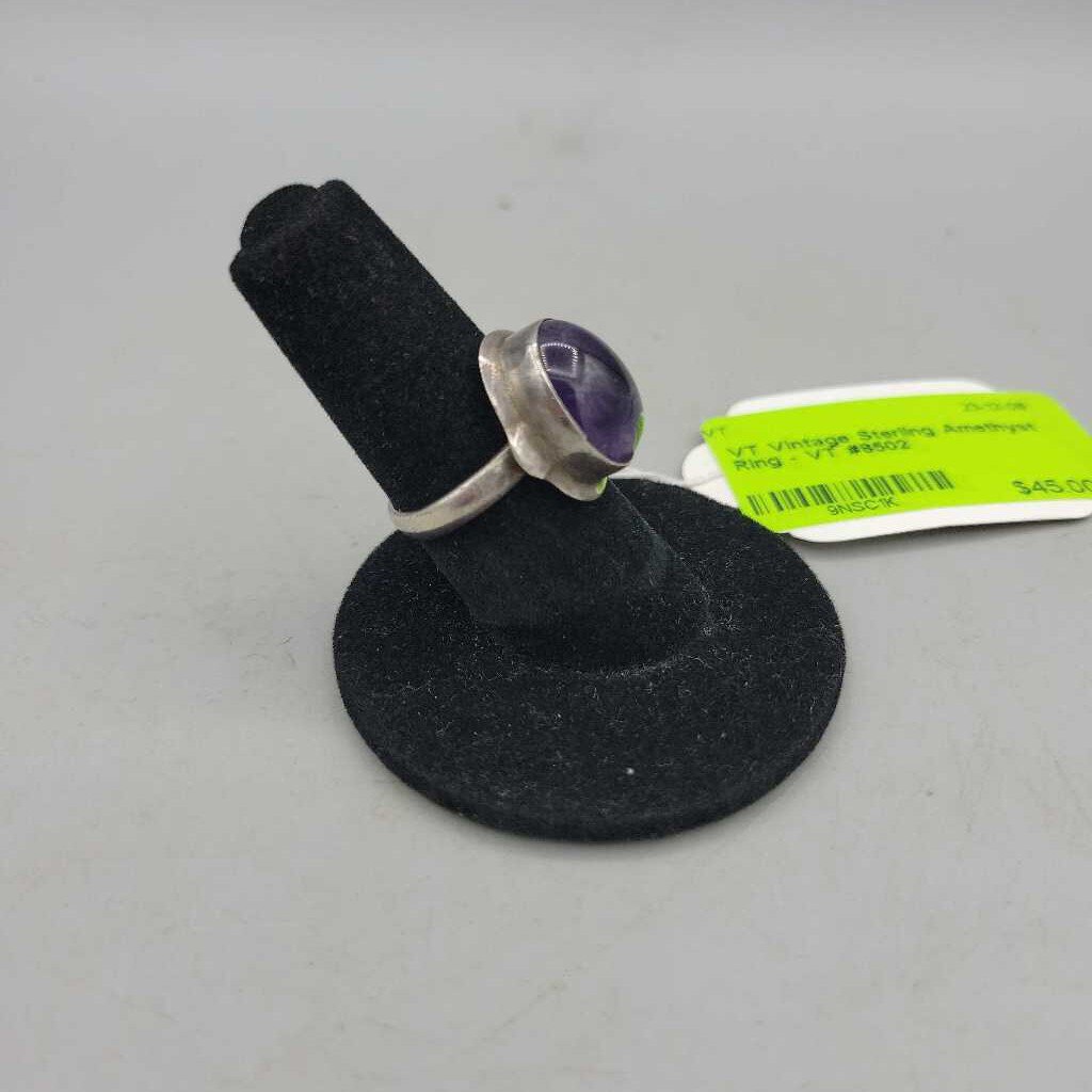 Vintage Sterling Amethyst Ring - VT #8502