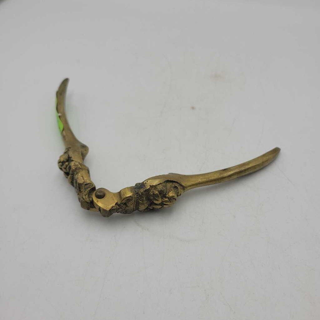 Antique Brass lions Nut Cracker (DR)