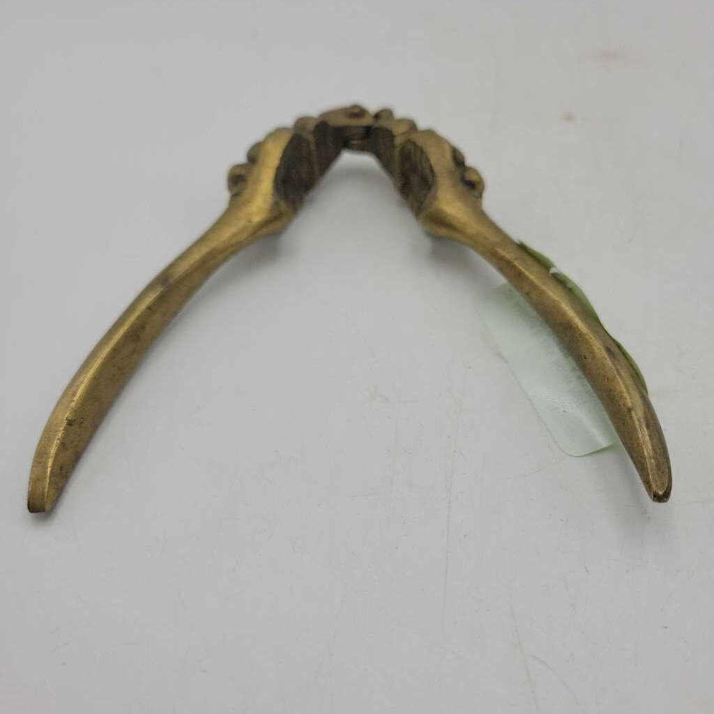 Antique Brass lions Nut Cracker (DR)