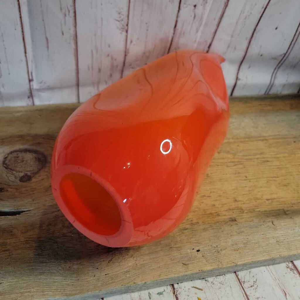 Hand blown glass chili pepper (TML)