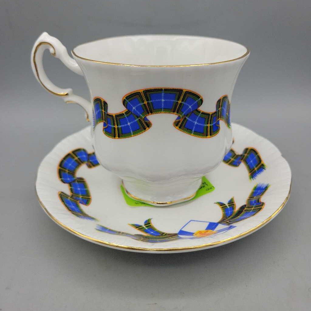 Paragon cup & Saucer Nova Scotia (LIND) P1475