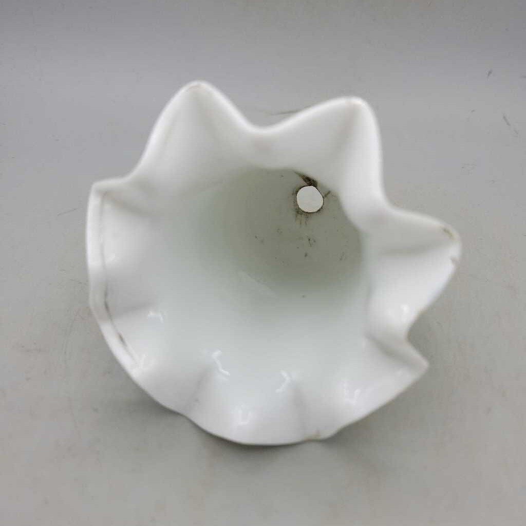 White Milk Glass Lamp Smoke Bell (JAS)