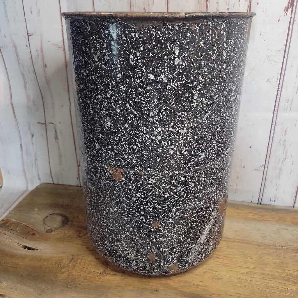 Graniteware Vessel