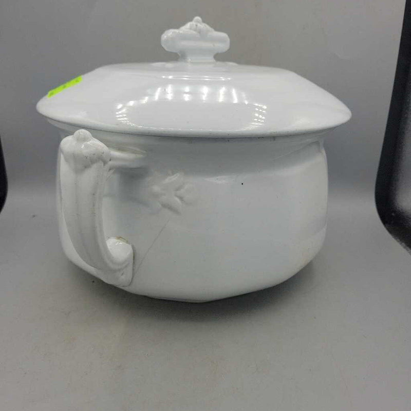 Ironstone Pot w/Lid (YVO) (402)