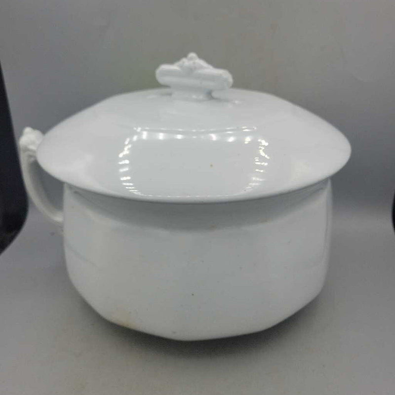 Ironstone Pot w/Lid (YVO) (402)