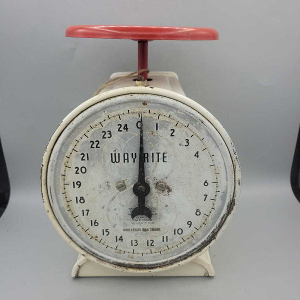 Vintage kitchen scale (BK)