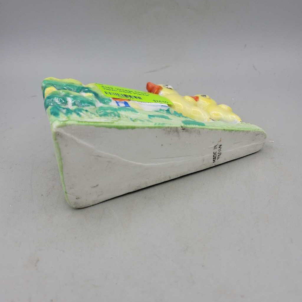Vintage Chicks Japan made Planter (JH49)
