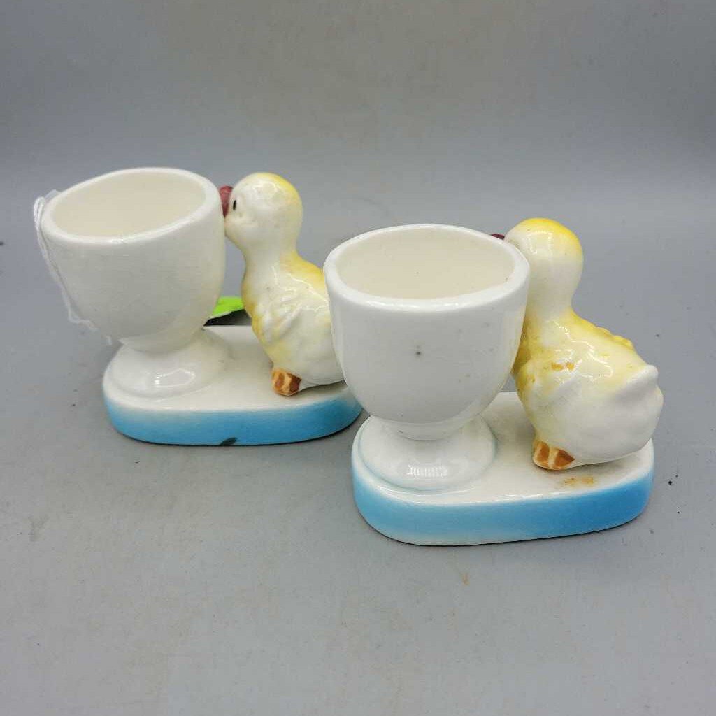 Pair Of Vintage Chick Egg Cups (DEB)