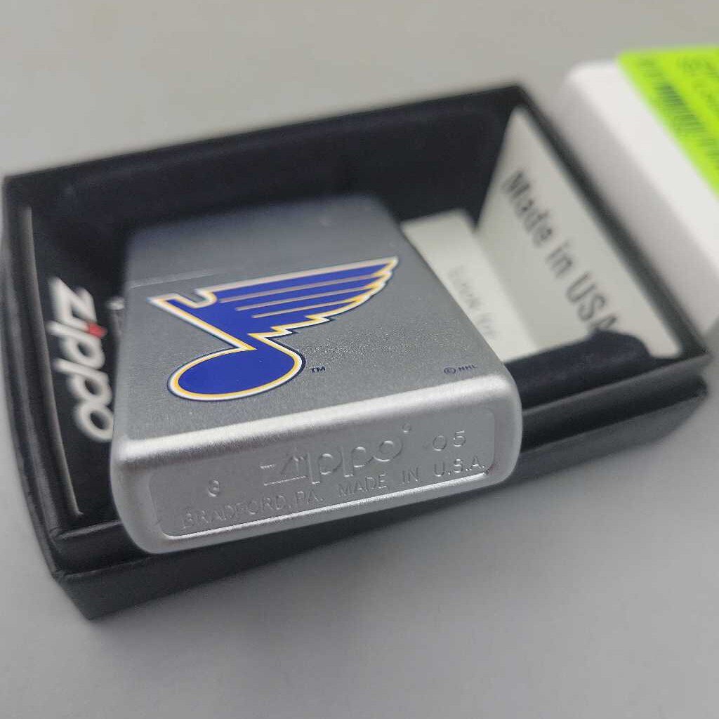 New Zippo Lighter St Louis Blues (ZIP)