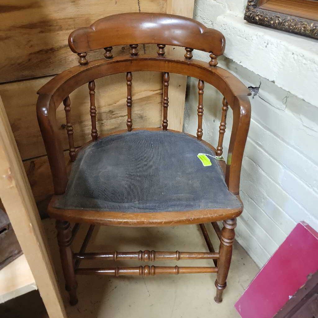 Vintage Windsor Chair SCAF0054