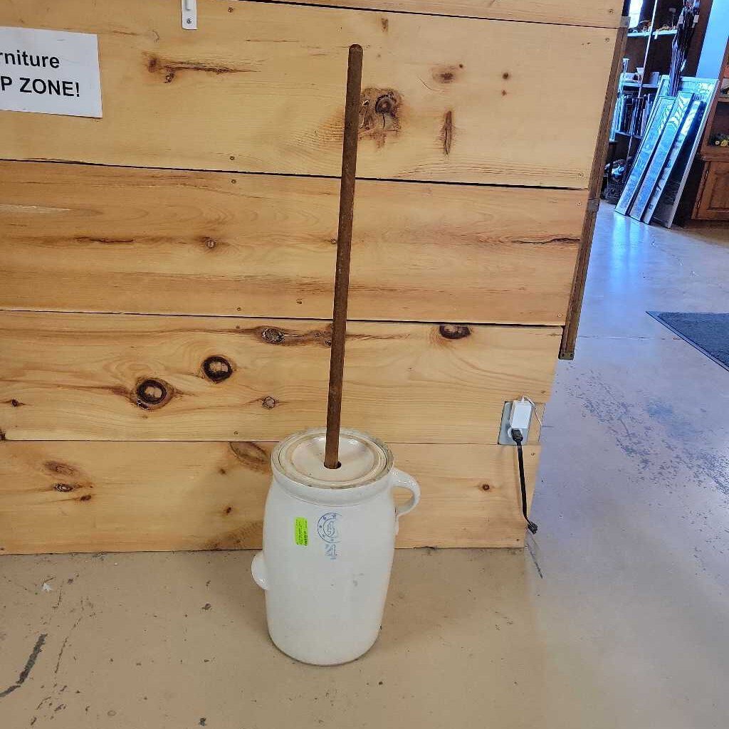 6 Gal Butter Churn Crock With Lid and wooden churn (JAS)