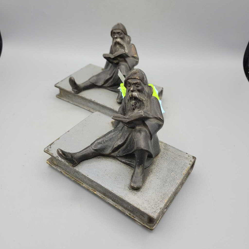 Antique Cast Iron Santa Reading Bookends (TRE)