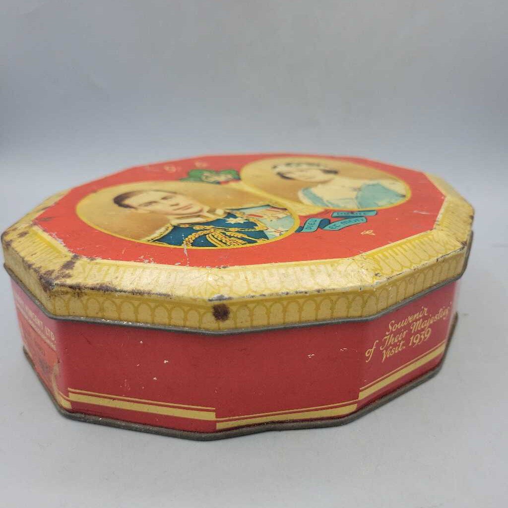 King George & Queen Elizabeth Toffee Tin (YVO) (404) Royal Family