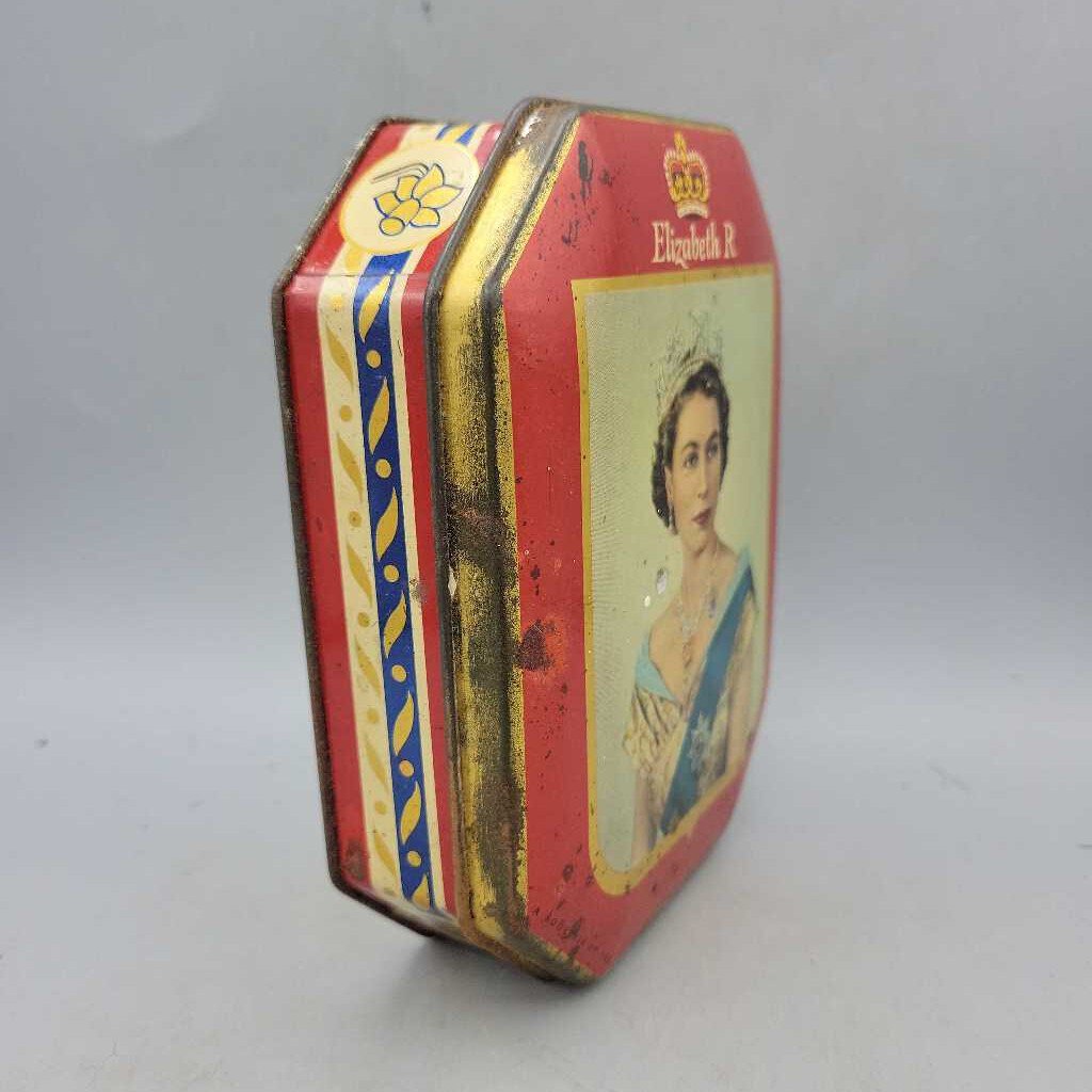 Queen ELizabeth II Vintage Burlington Toffee Tin (YVO) (404) Royal Family